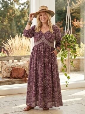 Torrid V-Neck Raglan-Sleeve Maxi Dress in Elegant Paisley Purple Boho Whimisgoth